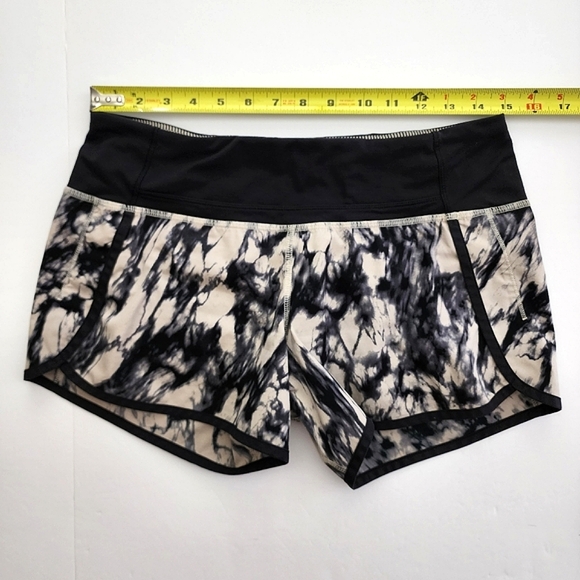 Lululemon Run Times Short Great Granite Black Mojave Tan Stretch 4" Inseam Sz 6 - Picture 12 of 15